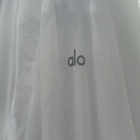 ALO cropped jacket see through with cap NWOT - Picture 2 of 6